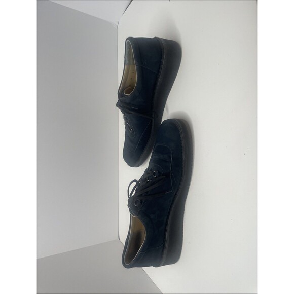 Salvatore Ferragamo Women’s Blue Suede shoes Size 9 2A - Picture 4 of 10